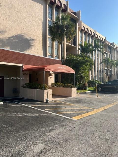 2001 Atlantic Shores Boulevard 105 Property Photo 1