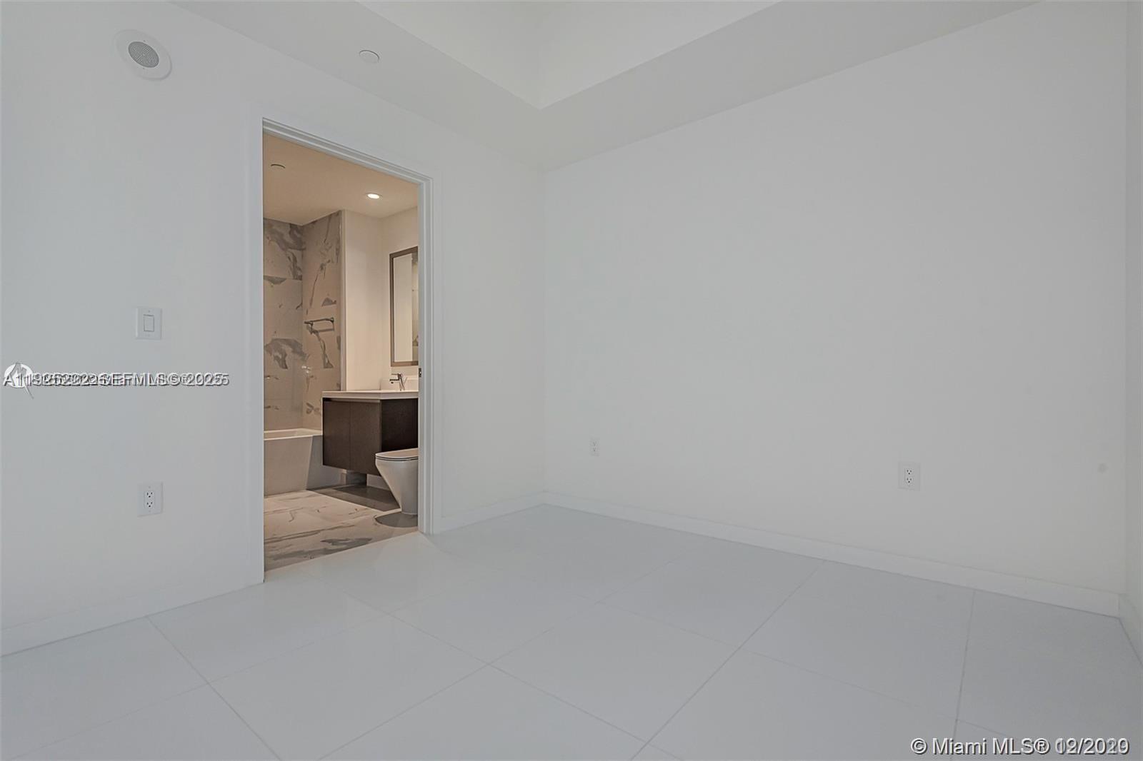 851 Ne 1st Avenue 1608 Property Photo 19