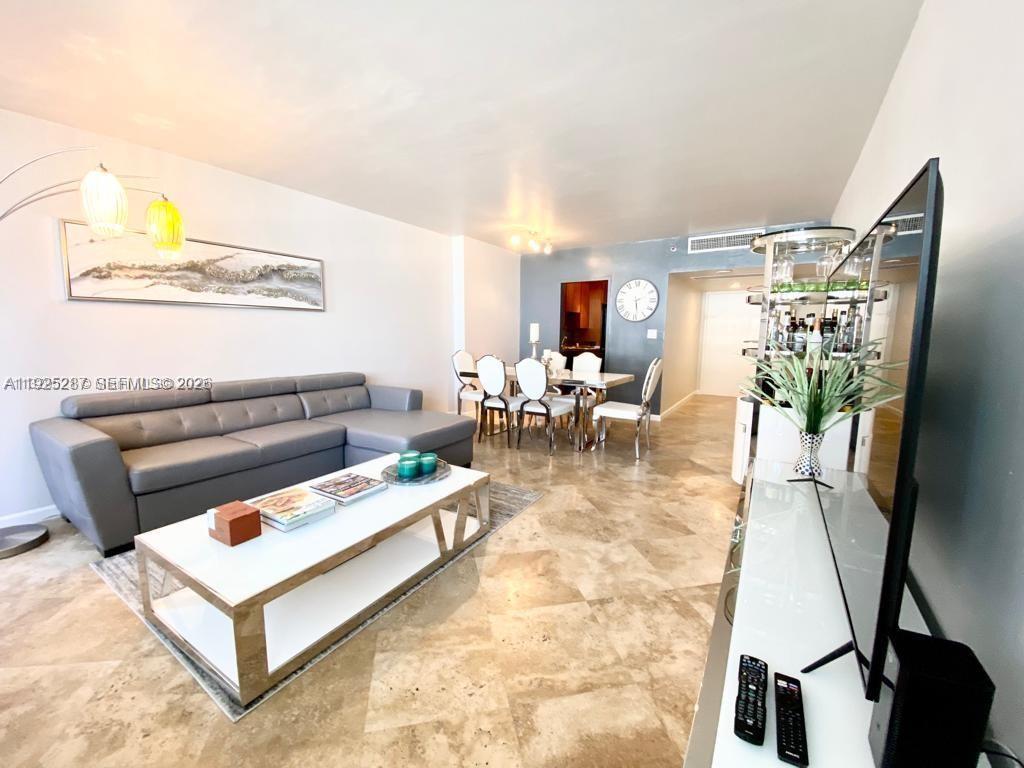 100 Lincoln Road 608 Property Photo 1