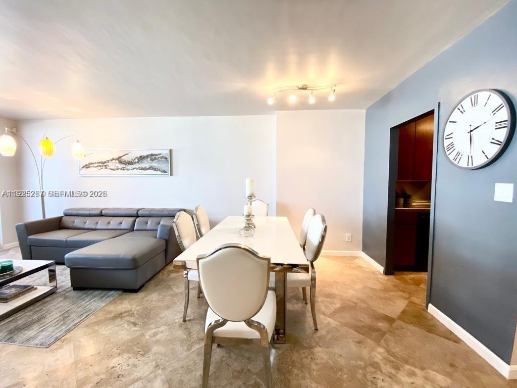 100 Lincoln Road 608 Property Photo 2