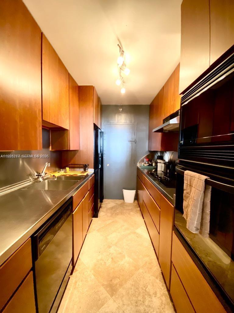 100 Lincoln Road 608 Property Photo 7