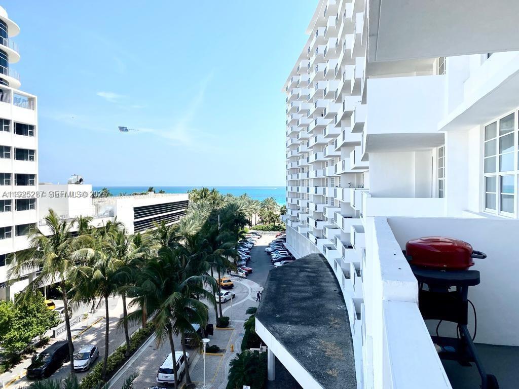 100 Lincoln Road 608 Property Photo 19