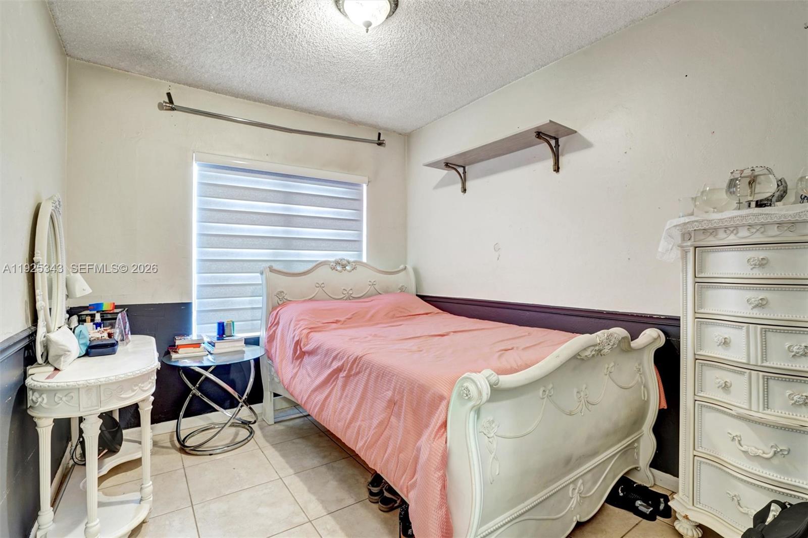 631 E 53rd Street Property Photo 15
