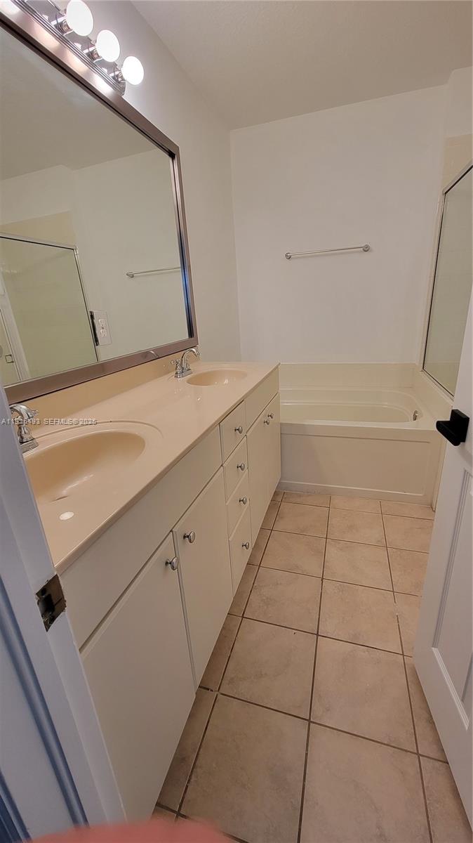 12600 Sw 50th Court 437 Property Photo 21