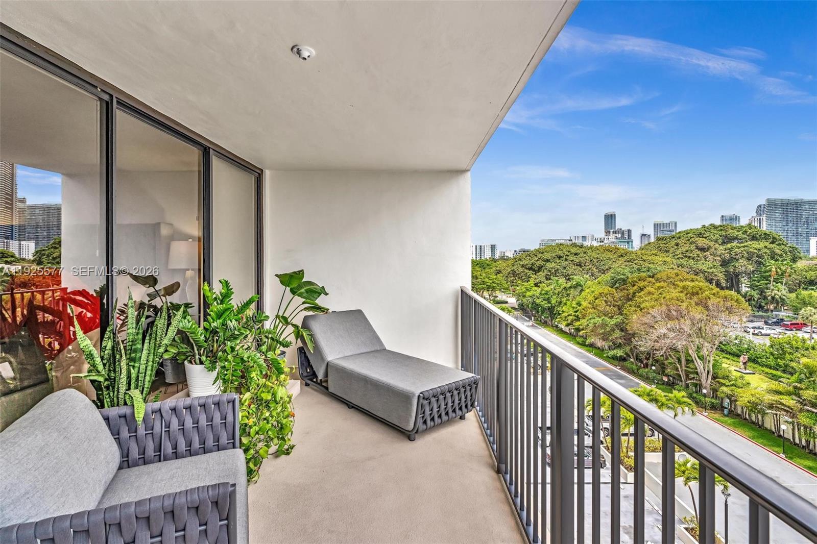 1865 Brickell Avenue A703 Property Photo 4