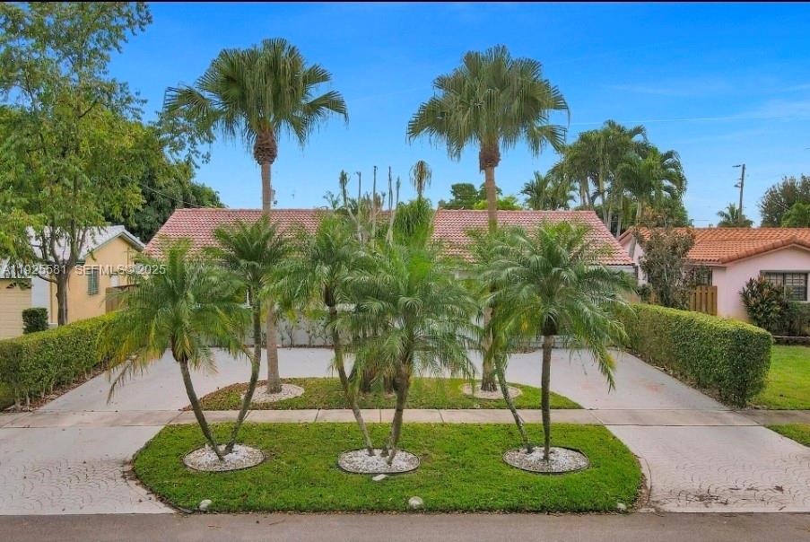 5500 Buchanan Street Property Photo 1