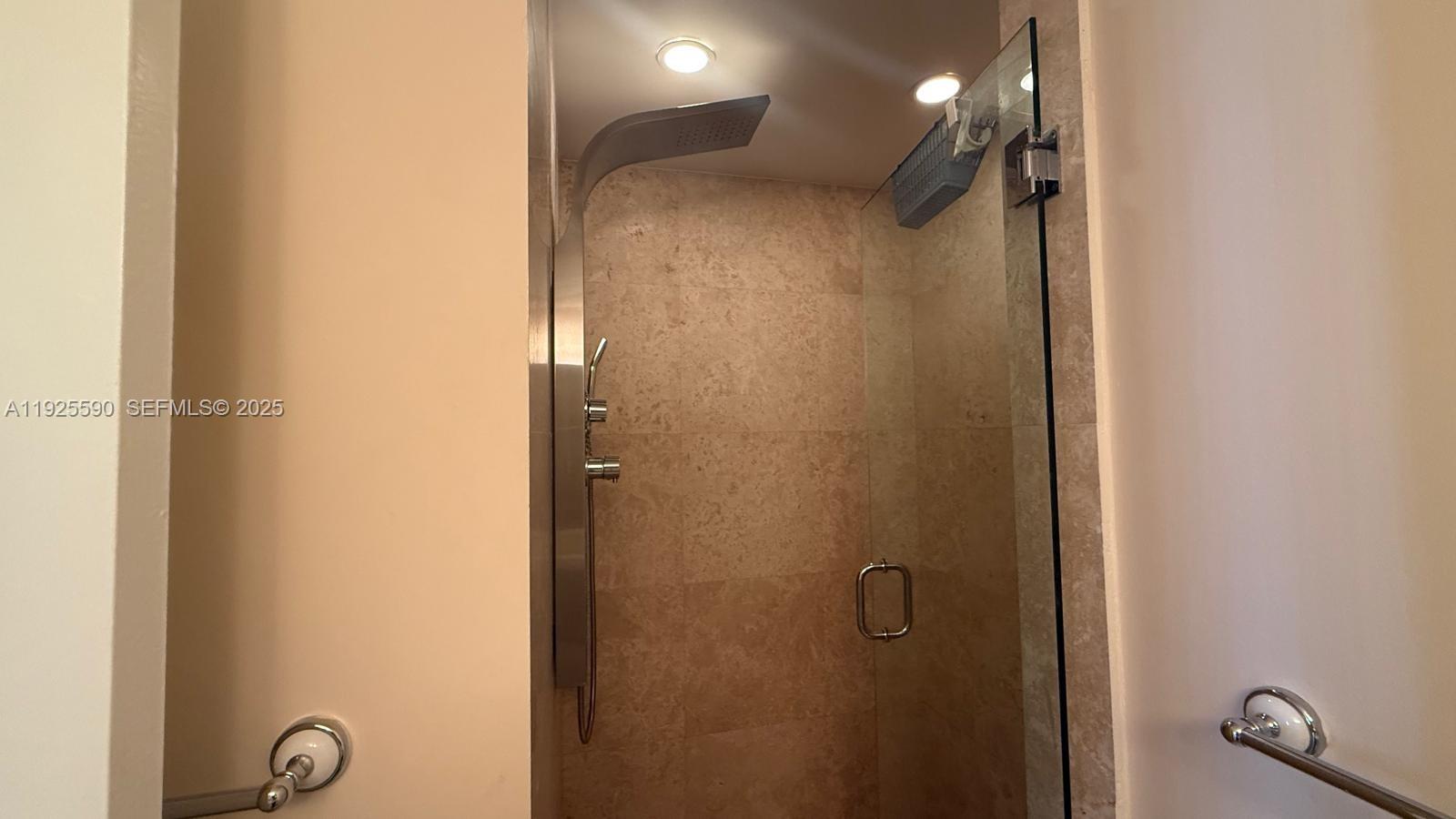 100 Lincoln Road 1108 Property Photo 6