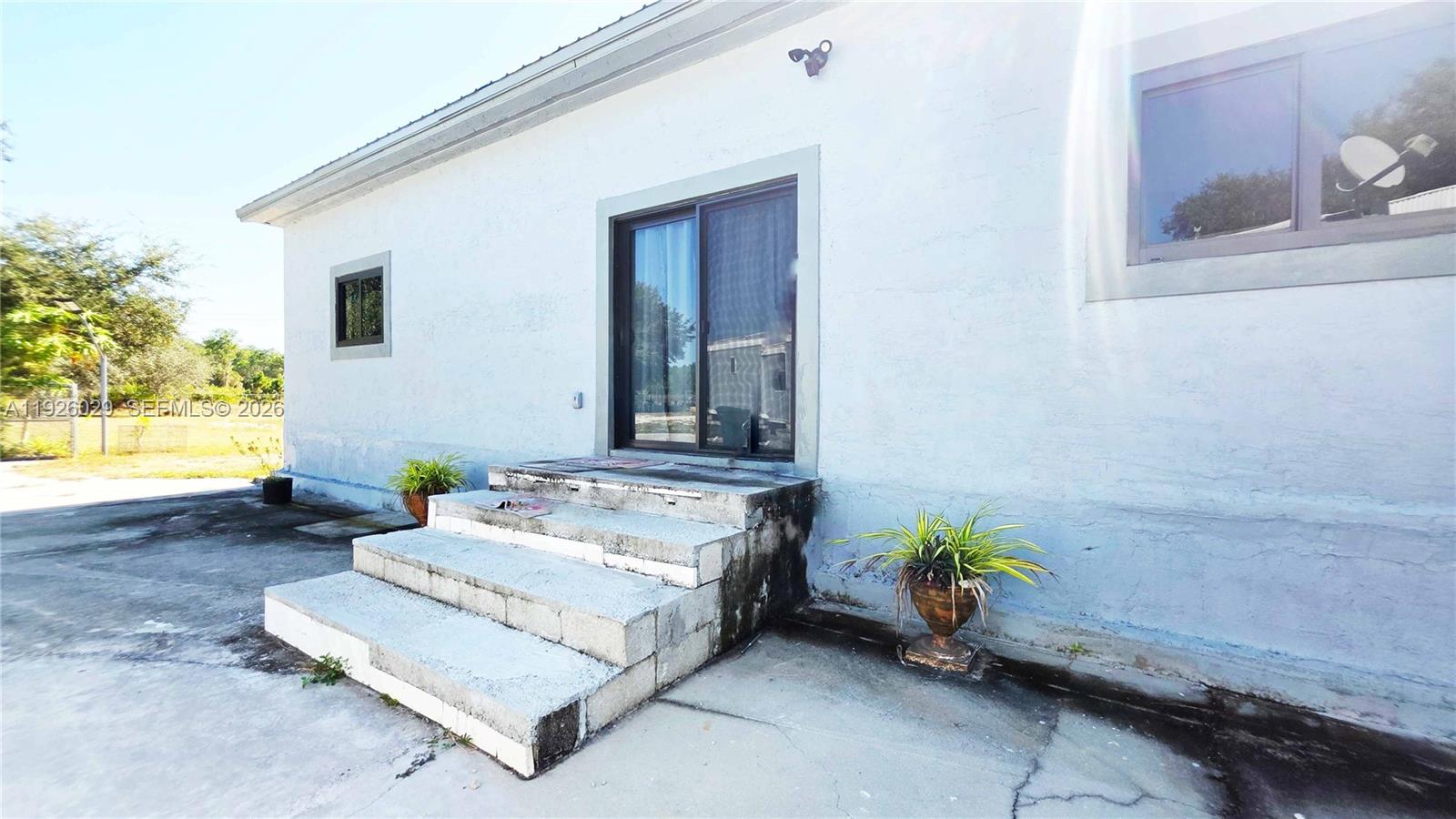 527 Perimeter Road Property Photo 23