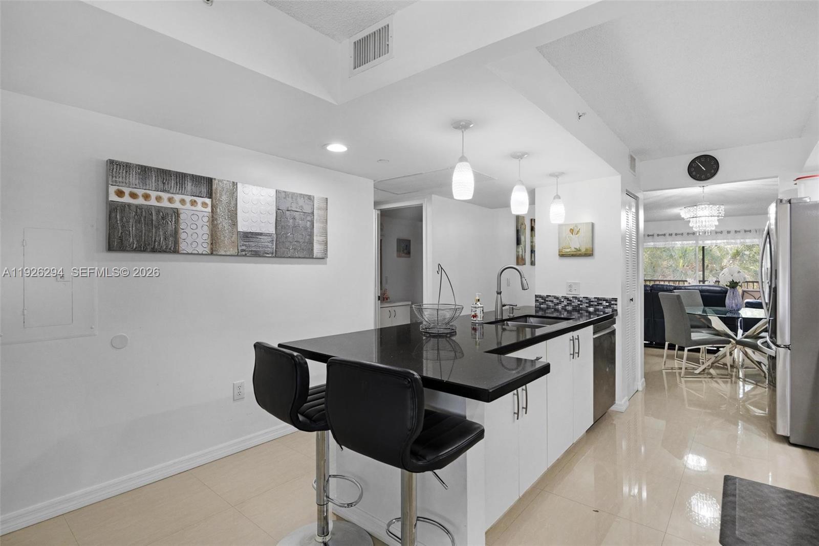 900 SW 142nd Avenue 306L Property Photo 1