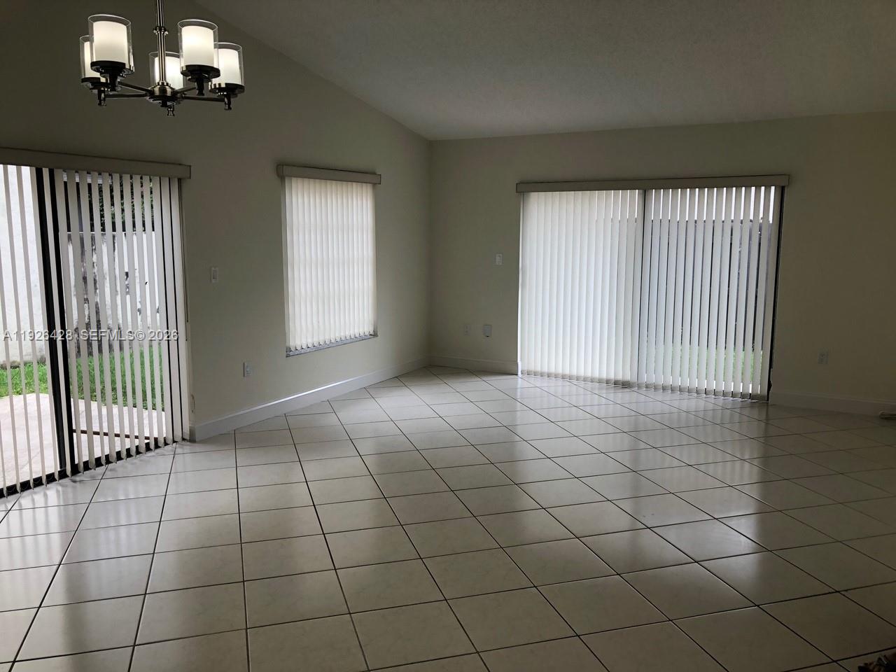 9044 Sw 112 Court Property Photo 2