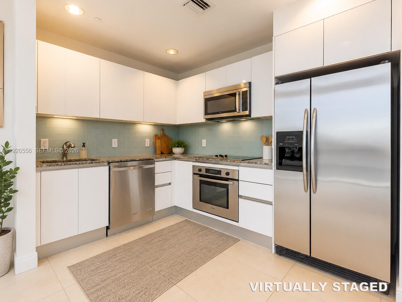 1050 Brickell Avenue 606 Property Photo 1