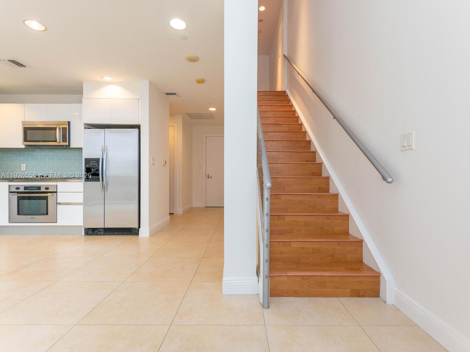 1050 Brickell Avenue 606 Property Photo 4