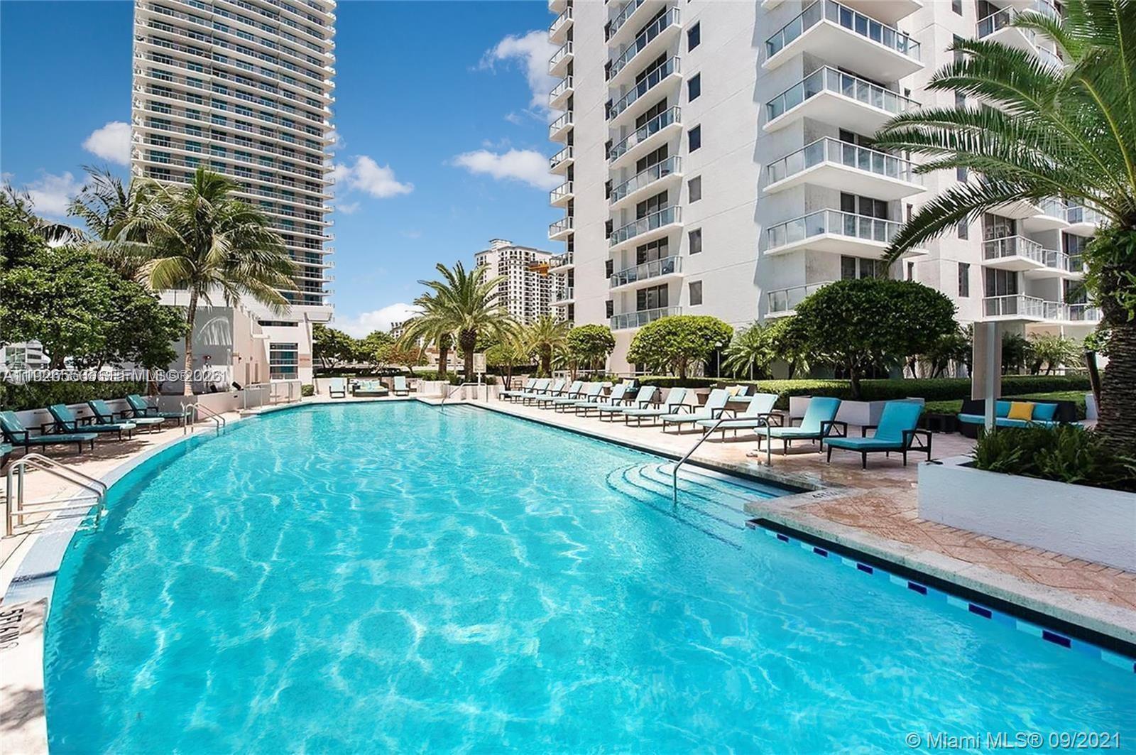 1050 Brickell Avenue 606 Property Photo 33