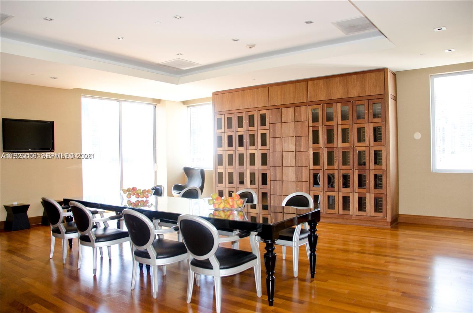 1050 Brickell Avenue 606 Property Photo 39