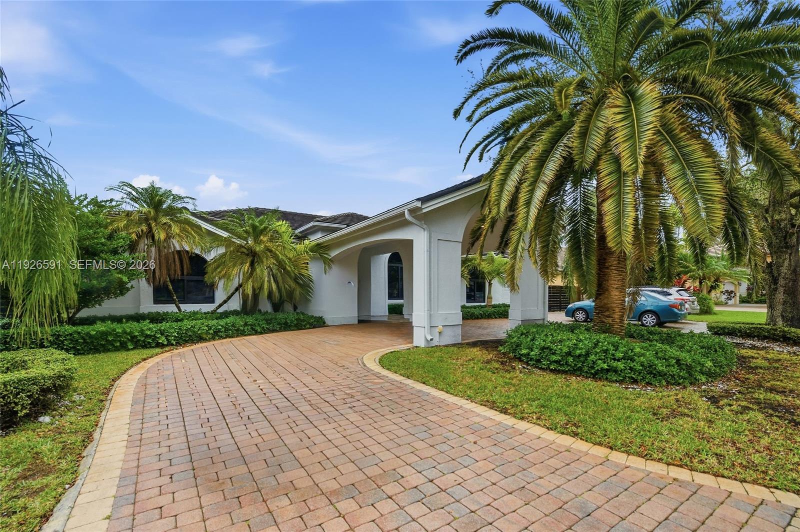 A11926591 Property Photo 6