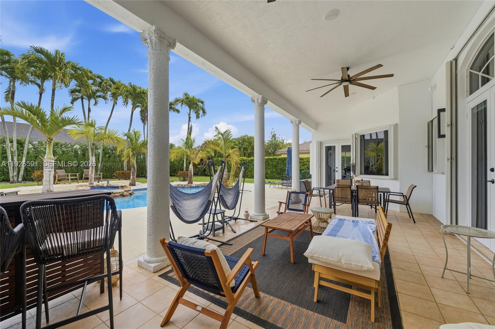 A11926591 Property Photo 10