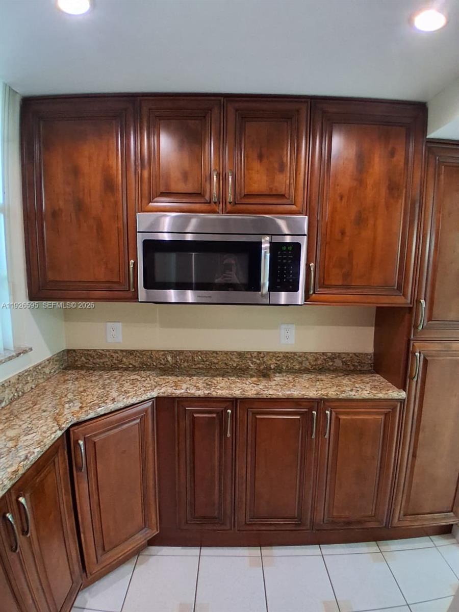 2905 Point East Drive L302 Property Photo 1