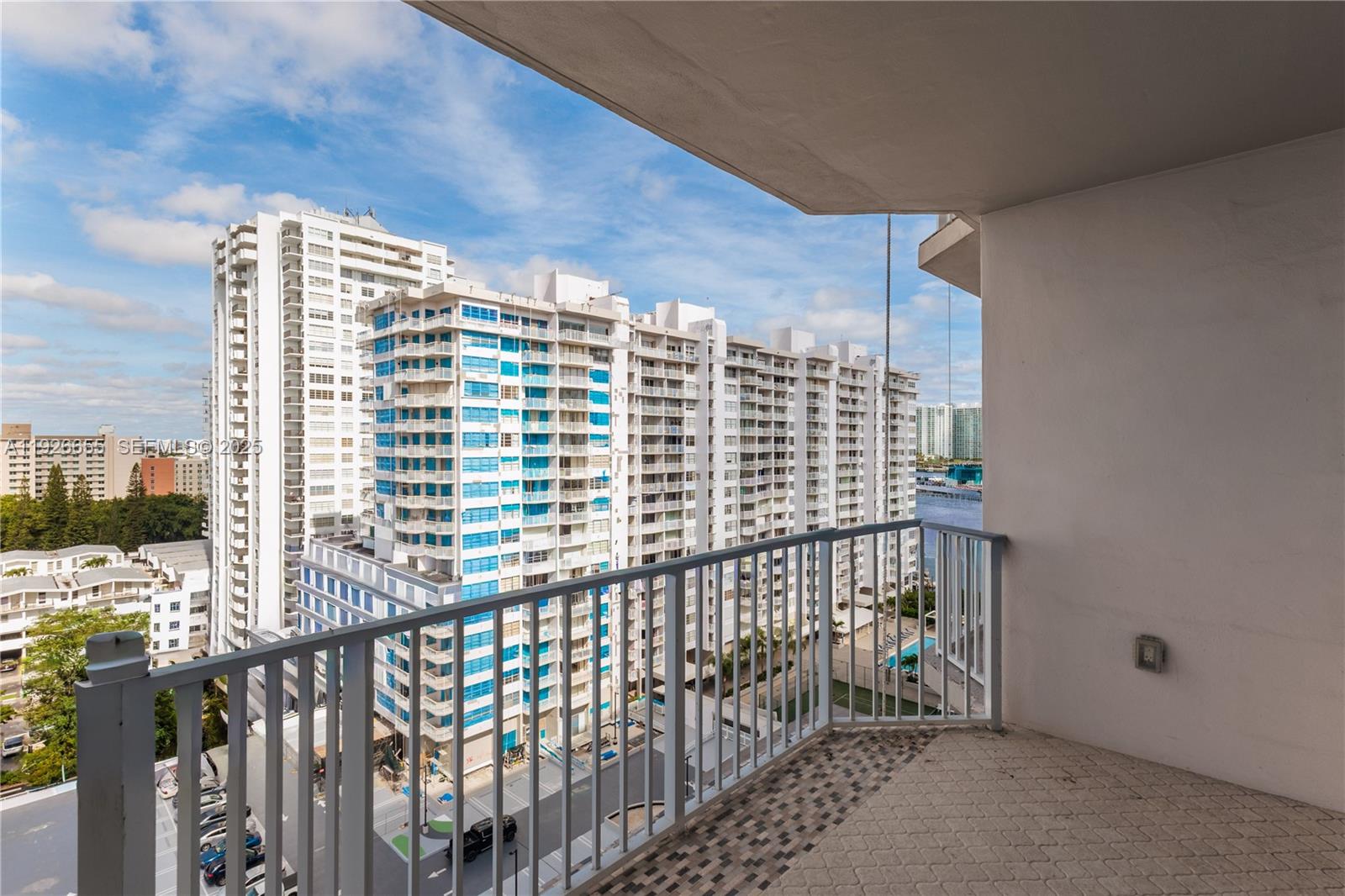 18011 Biscayne Boulevard 1501 Property Photo 31