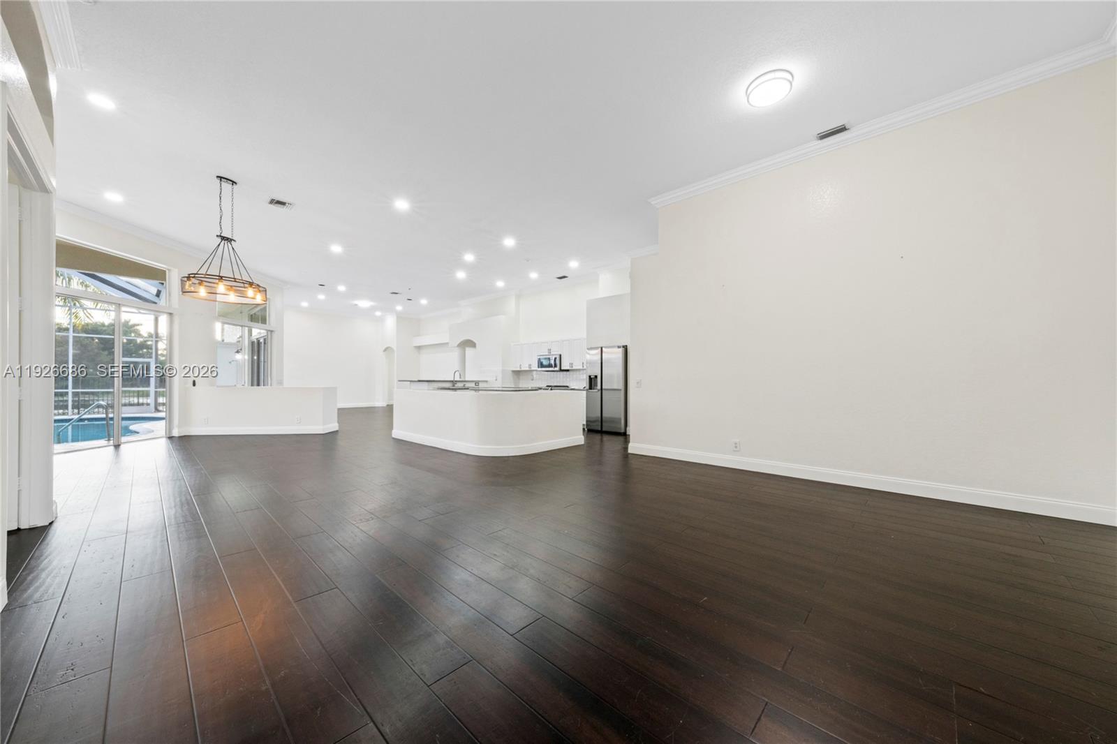 2893 Oakbrook Drive Property Photo 2