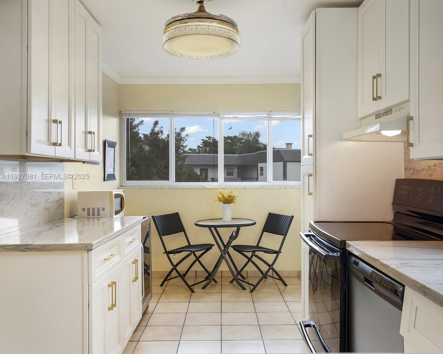 8320 Sands Point Boulevard M301 Property Photo 6