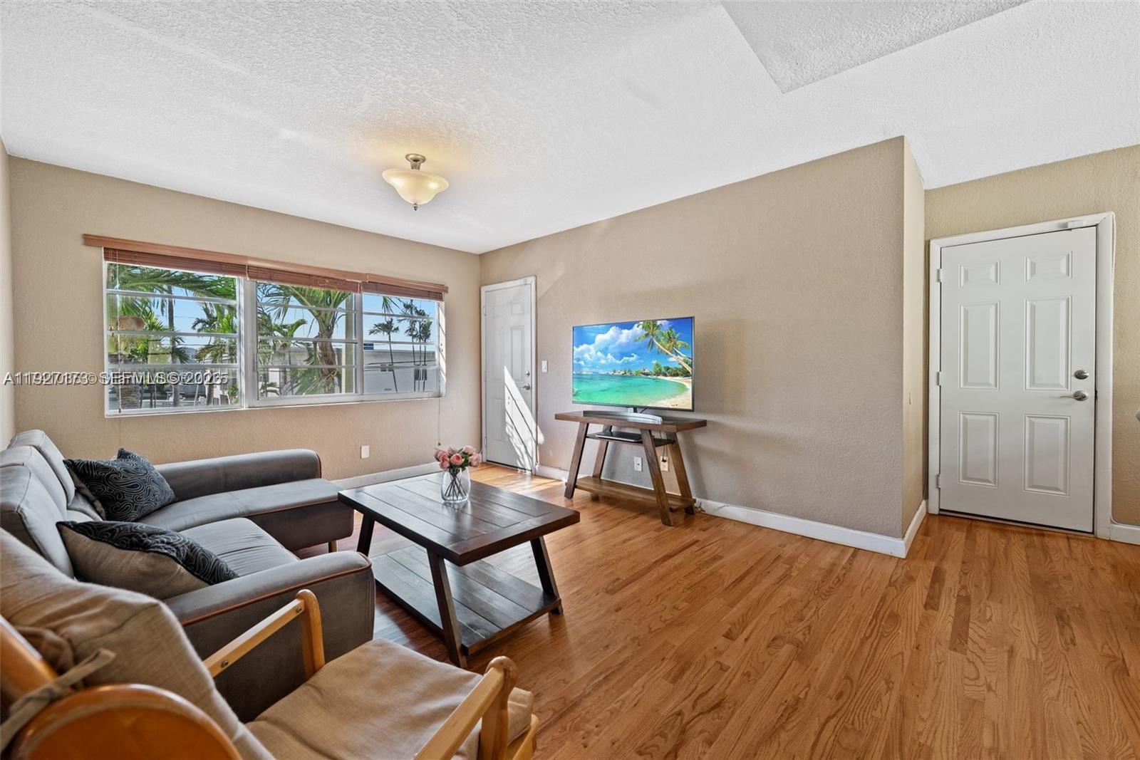8345 Byron Avenue 6 Property Photo 2