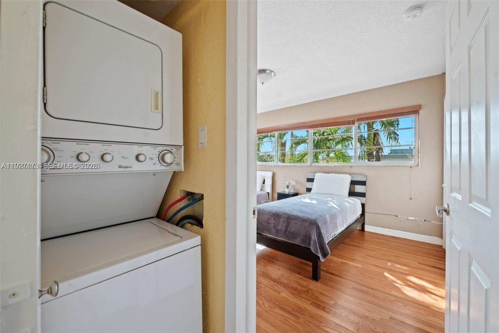 8345 Byron Avenue 6 Property Photo 13