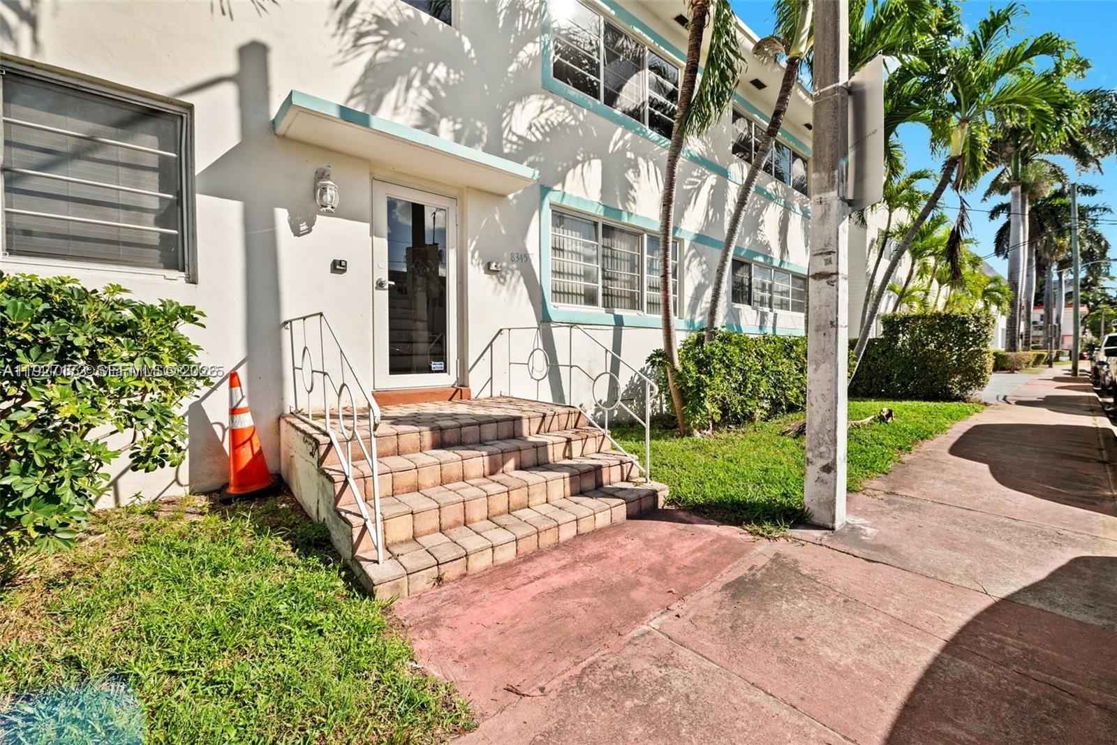 8345 Byron Avenue 6 Property Photo 21