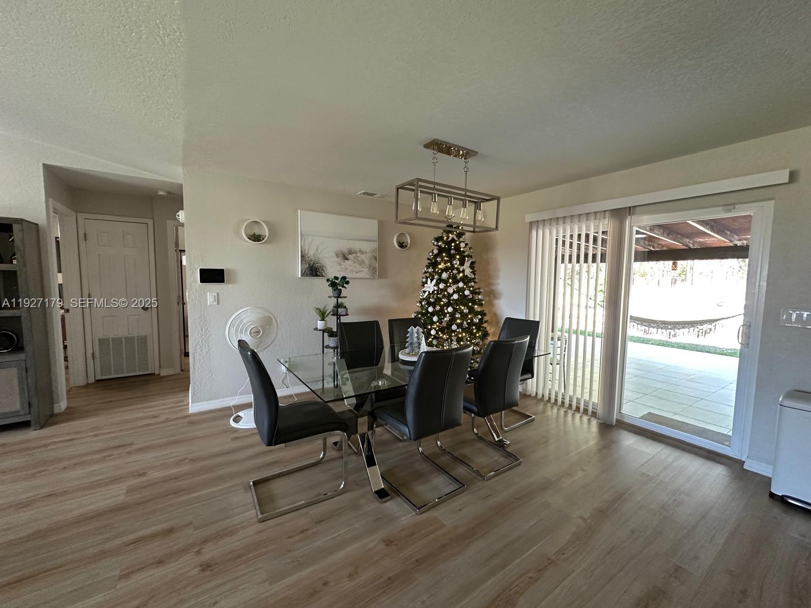 6525 Sw 138th Terrace Property Photo 12