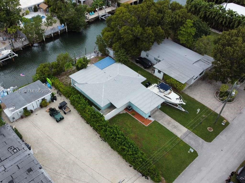1403 Grouper Drive Property Photo 4