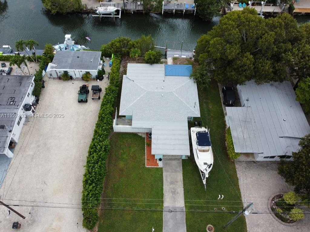 1403 Grouper Drive Property Photo 5