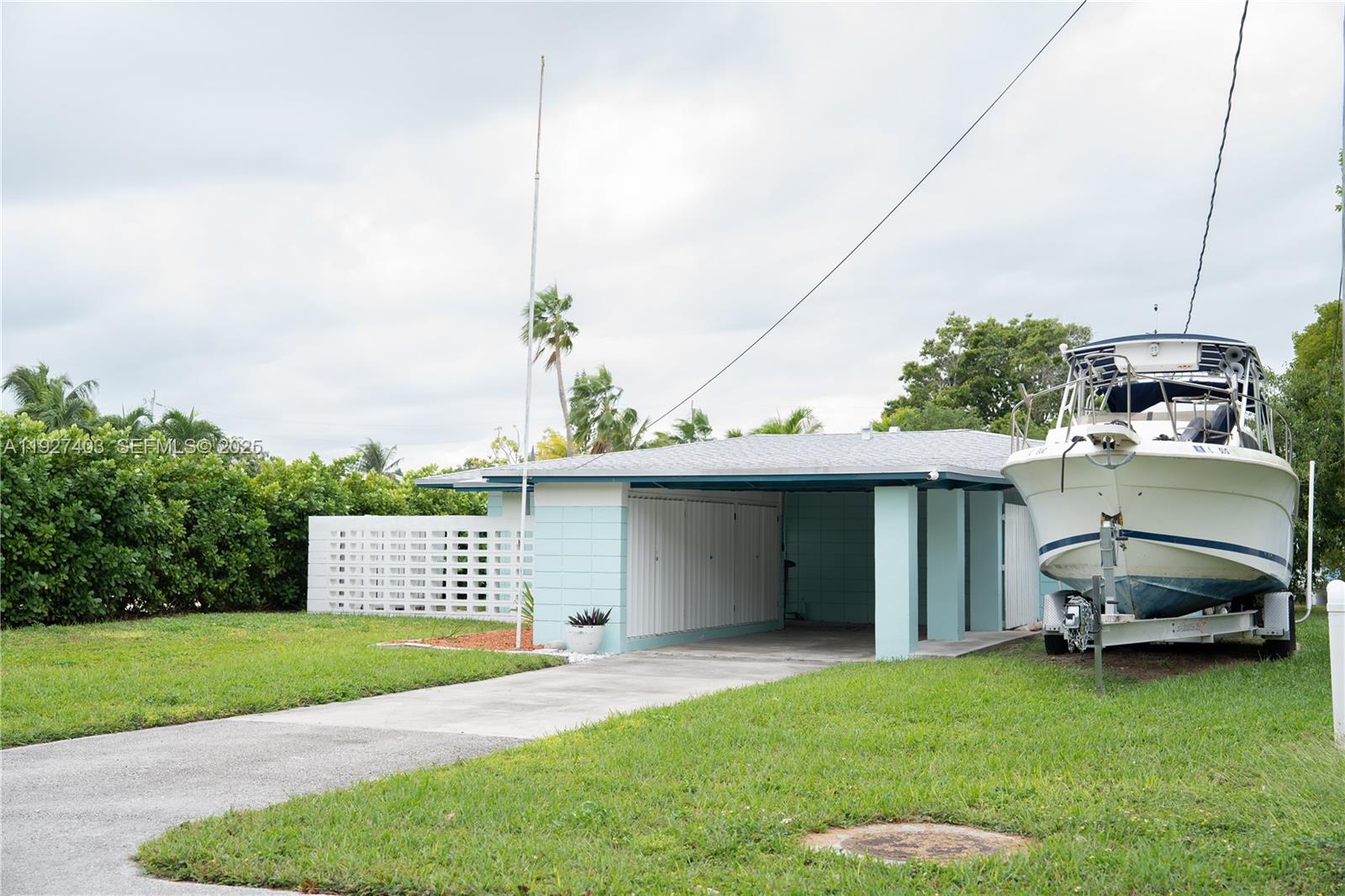 1403 Grouper Drive Property Photo 8