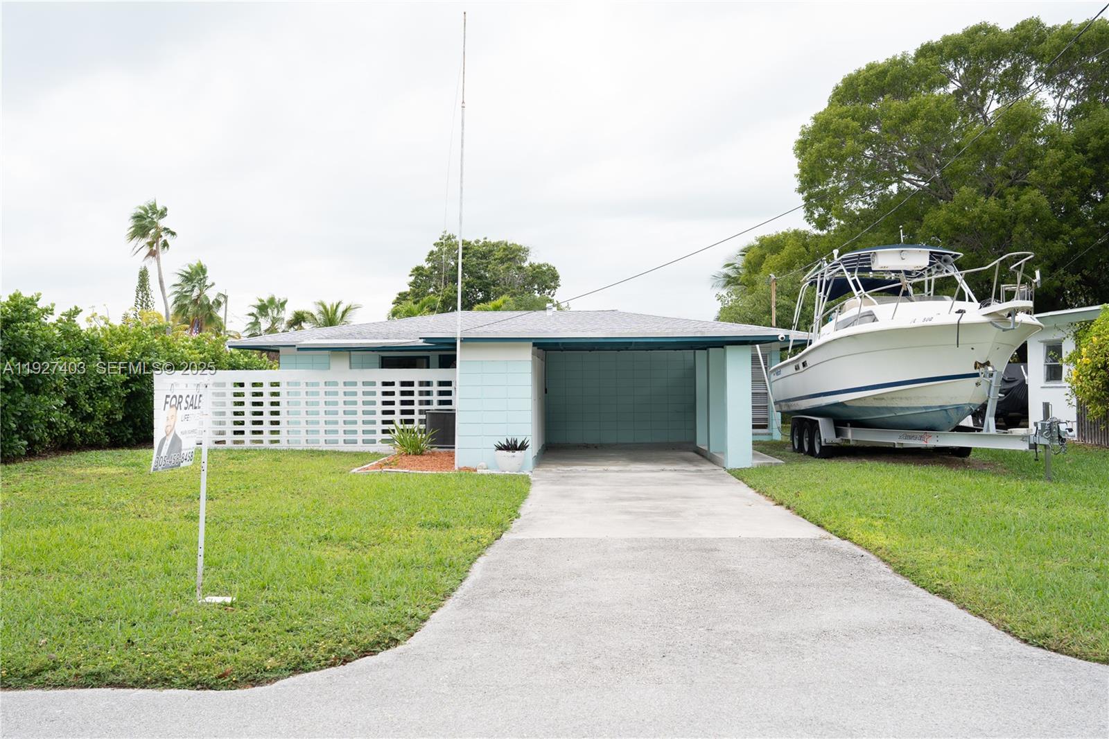 1403 Grouper Drive Property Photo 10