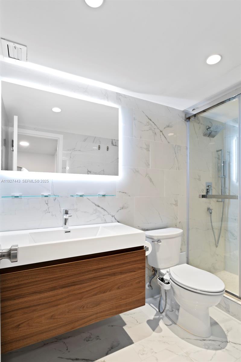 3140 S Ocean Drive 511 Property Photo 21