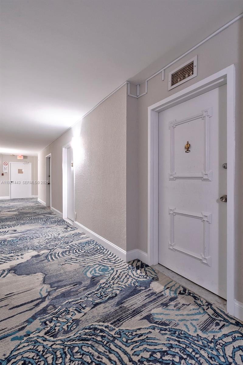 3140 S Ocean Drive 511 Property Photo 34