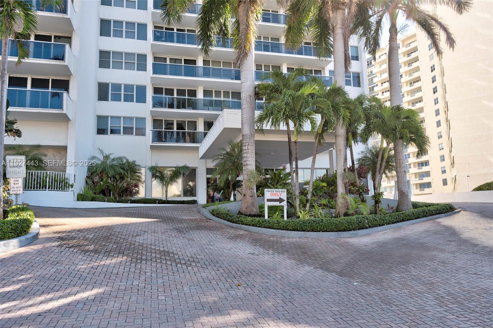 3140 S Ocean Drive 511 Property Photo 44