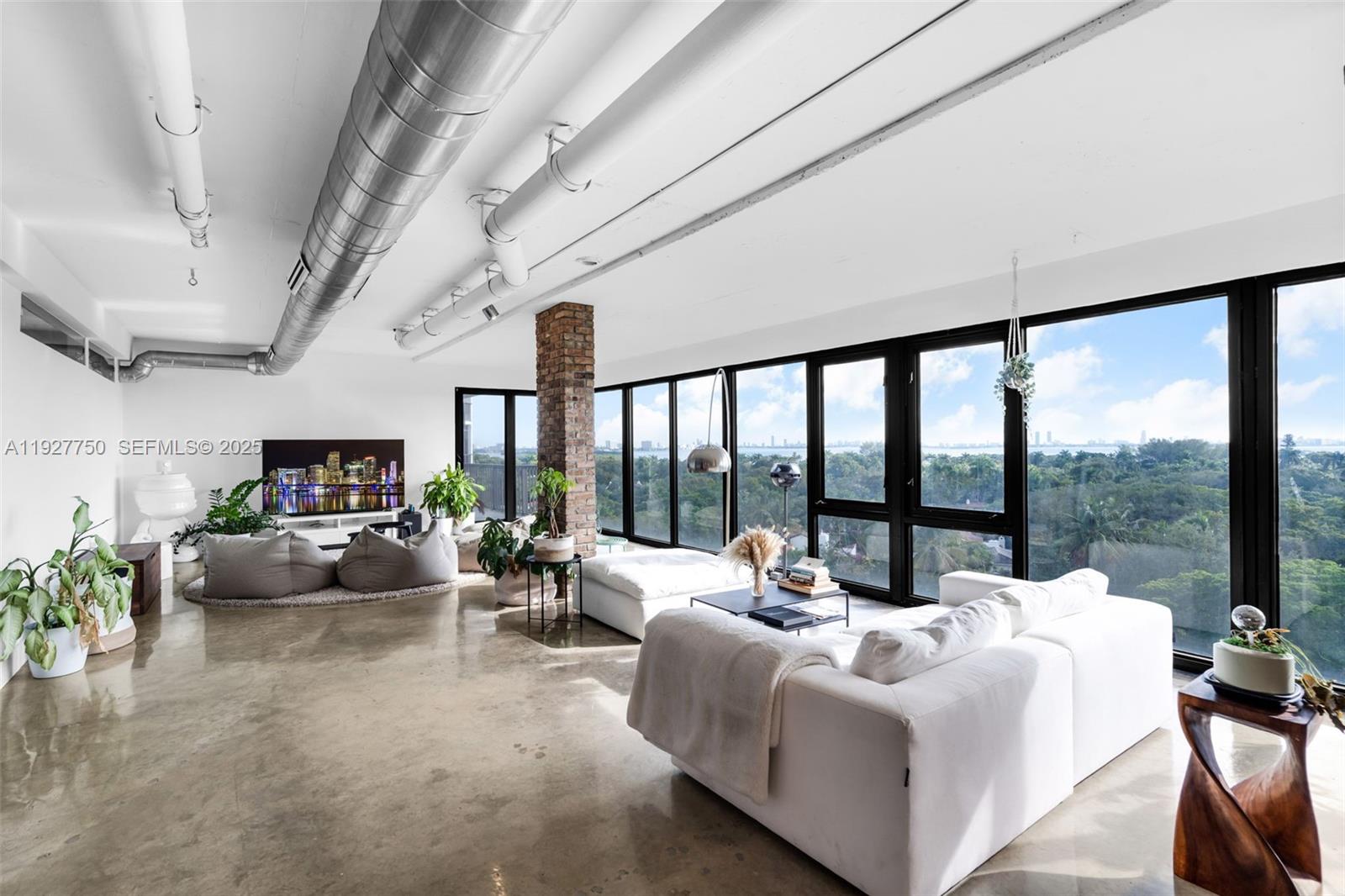 5701 Biscayne Boulevard Ph-9 Property Photo 1