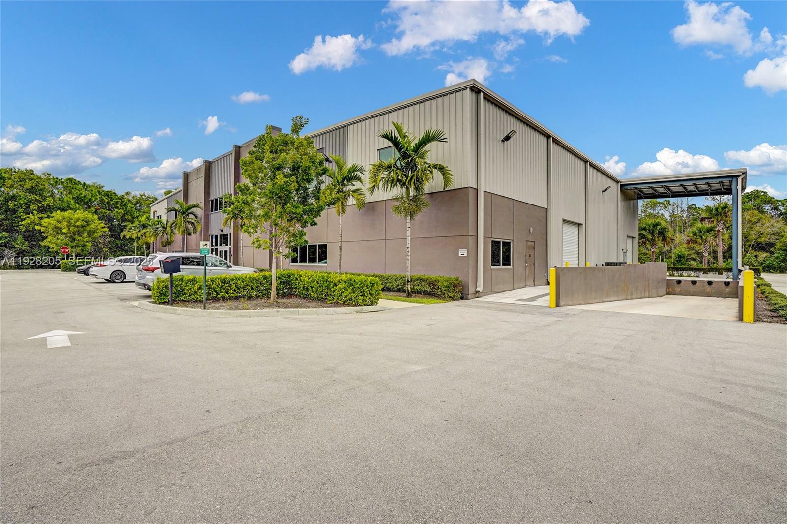 A11928205 Property Photo 4