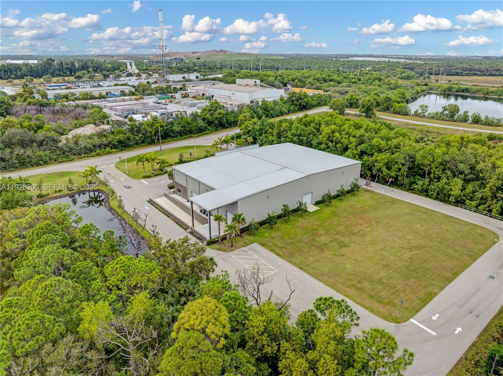 A11928205 Property Photo 43