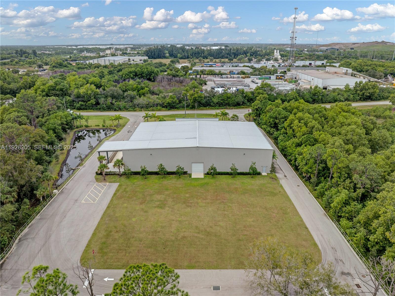 A11928205 Property Photo 44