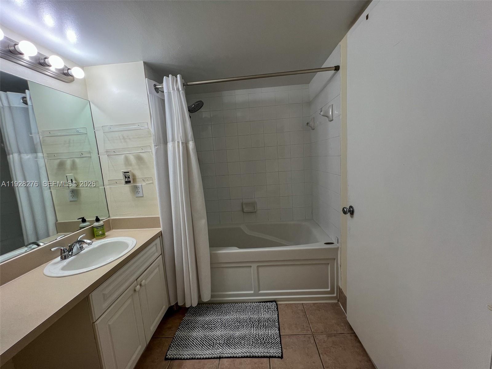 520 Se 5th Avenue 2303 Property Photo 13