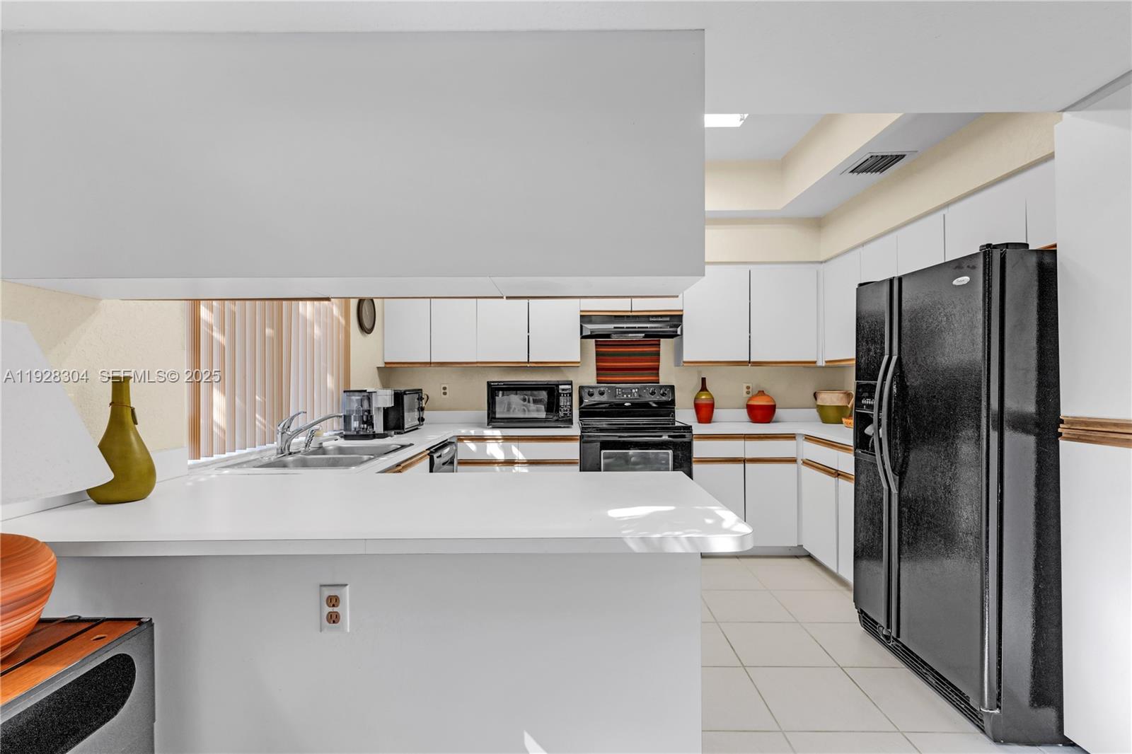 10132 Nw 4th Street Property Photo 6