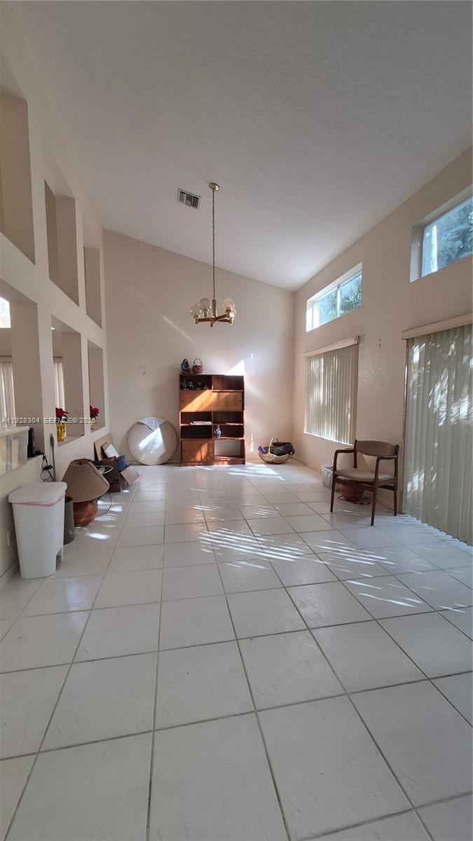10132 Nw 4th Street Property Photo 7