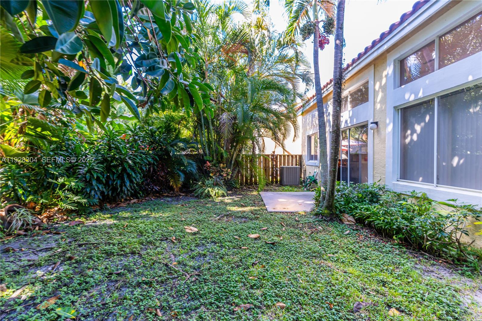 10132 Nw 4th Street Property Photo 11