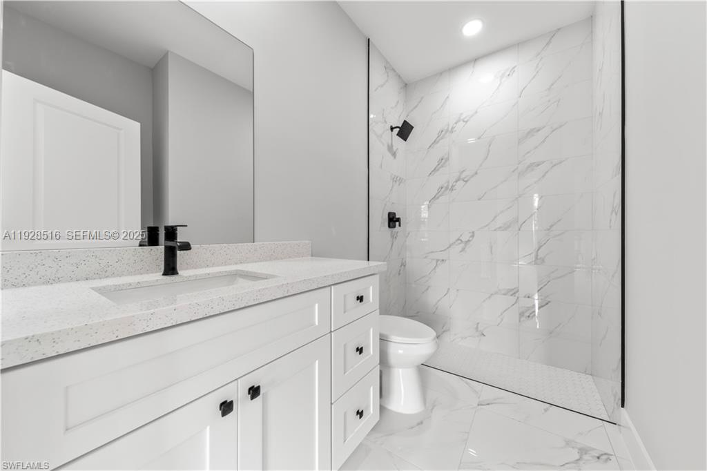 1110 Garibaldi Sst E Property Photo 33