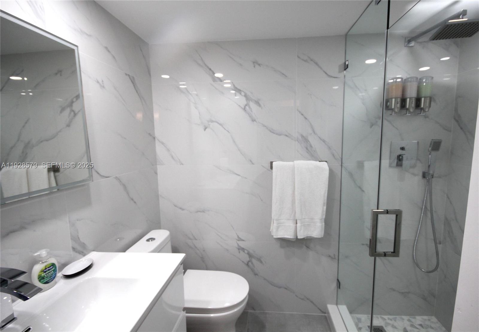 A11928579 Property Photo 15