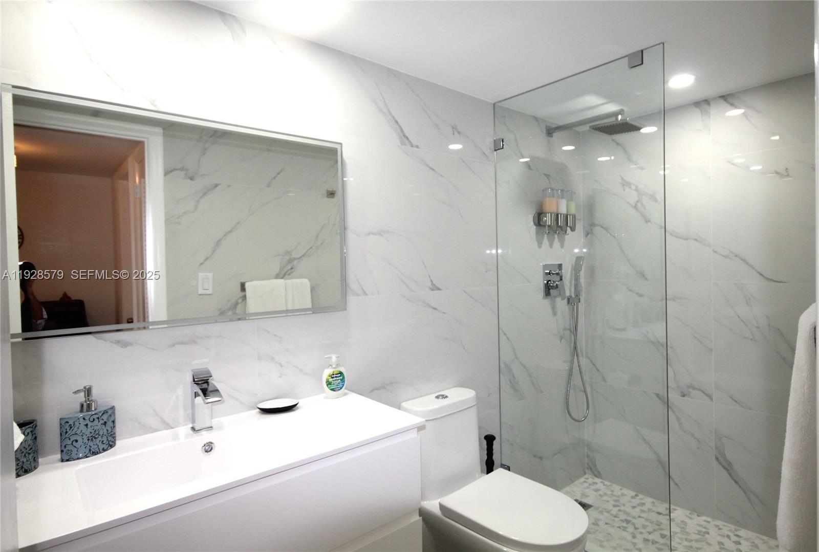A11928579 Property Photo 22