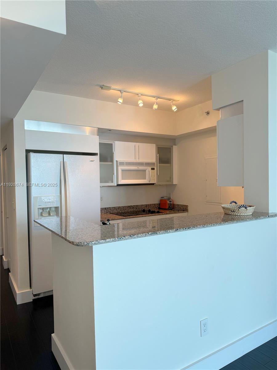 335 S Biscayne Boulevard 2403 Property Photo 5