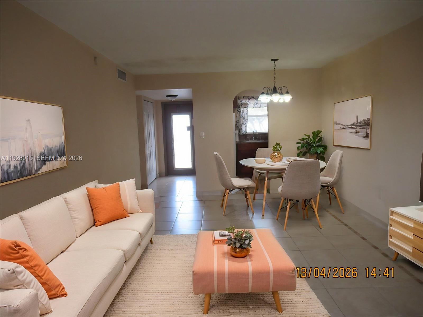 8285 Sunrise Lakes Boulevard 208 Property Photo 3