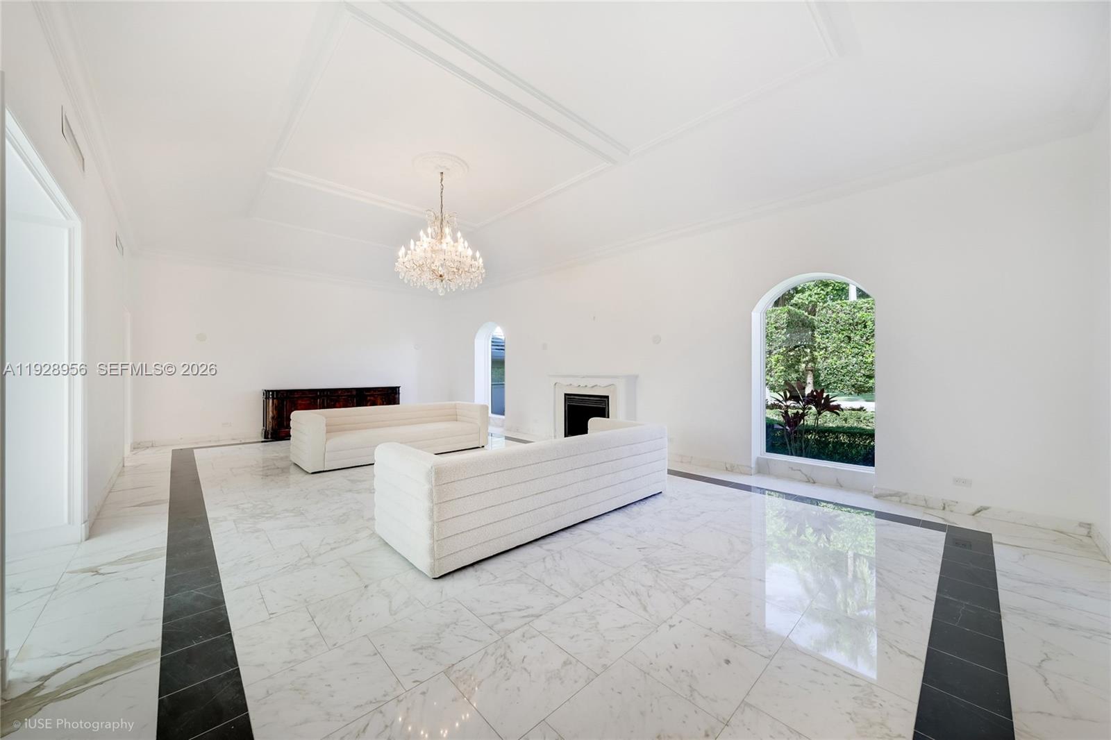 55 La Gorce Circle Property Photo 7