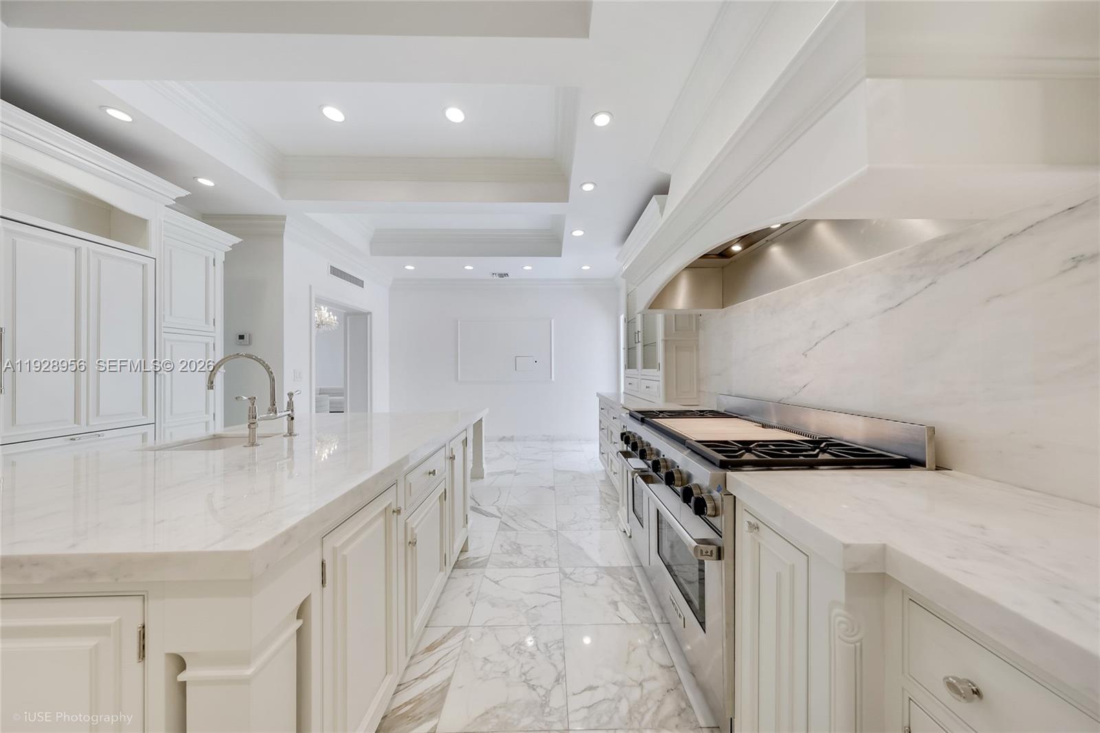 55 La Gorce Circle Property Photo 15